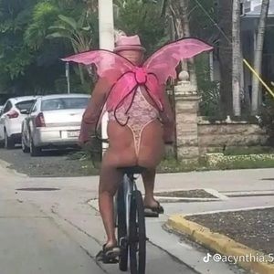 Meet your Posher, Karina